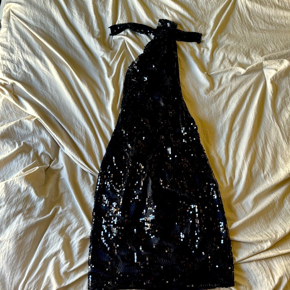 Women’s sequined dress by Pretty Little Thing in black, size 2
